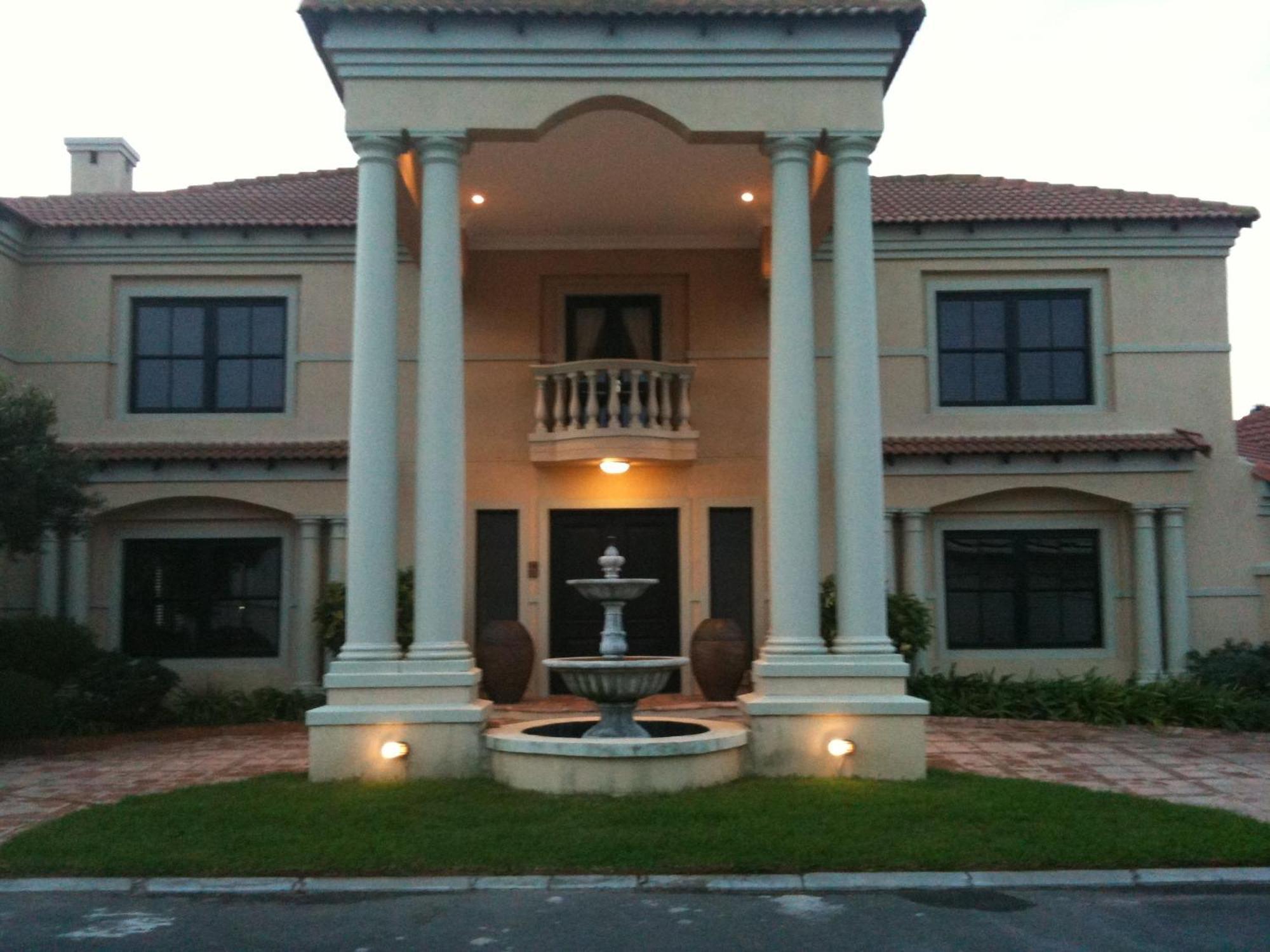 Roman Retreat Cape Town Luaran gambar